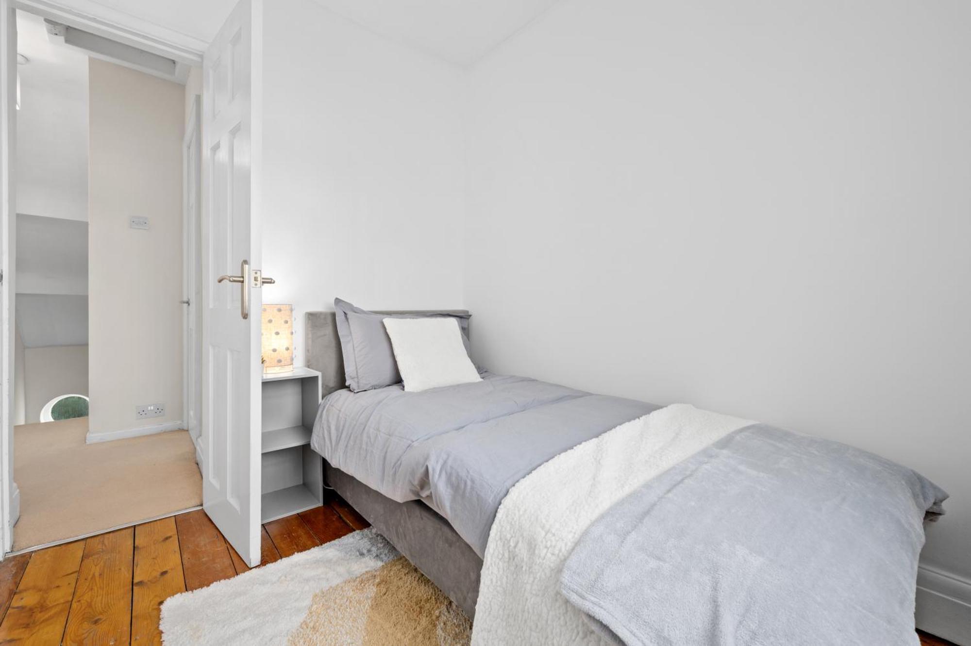 Fantastic, Modern 3 Bedroom House Manchester Extérieur photo
