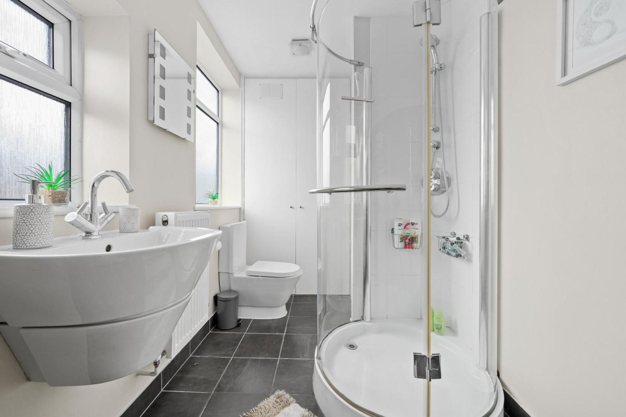 Fantastic, Modern 3 Bedroom House Manchester Extérieur photo