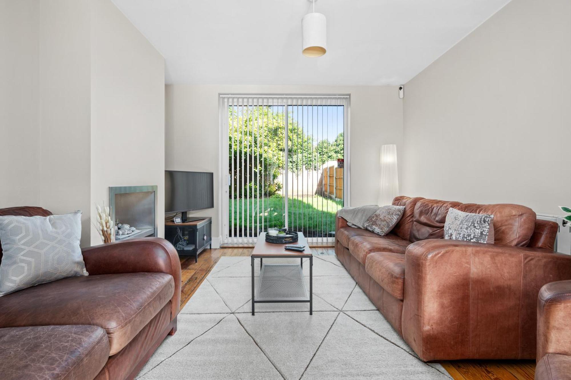 Fantastic, Modern 3 Bedroom House Manchester Extérieur photo